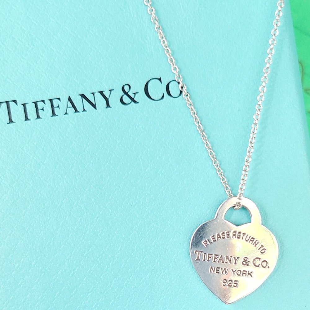 Tiffany & Co RTT Small Heart Necklace